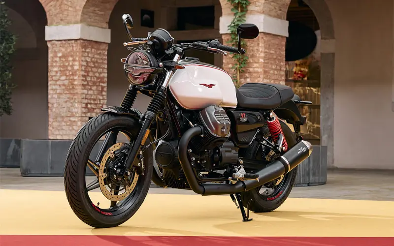 2024 Moto Guzzi V7 Stone: Details & Specifications