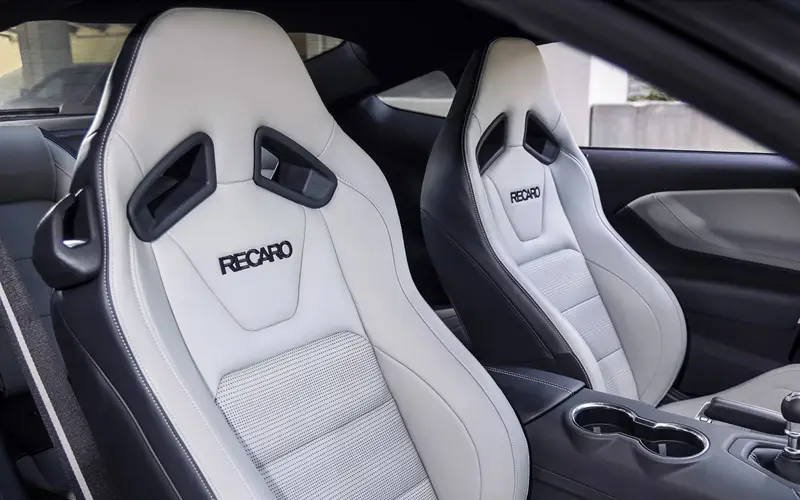 2025 Ford Mustang seat comfort-USA autosoto