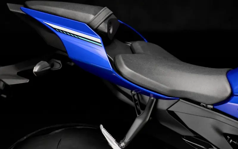 2025 Yamaha YZF R1 Seat USA autosoto